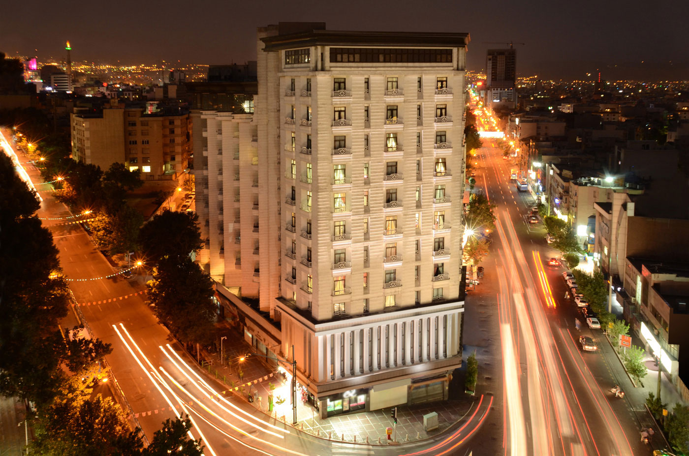 فندق كبير طهران