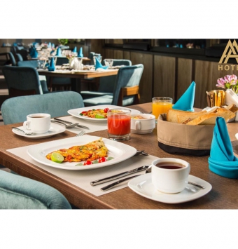 فندق أتانا طهران